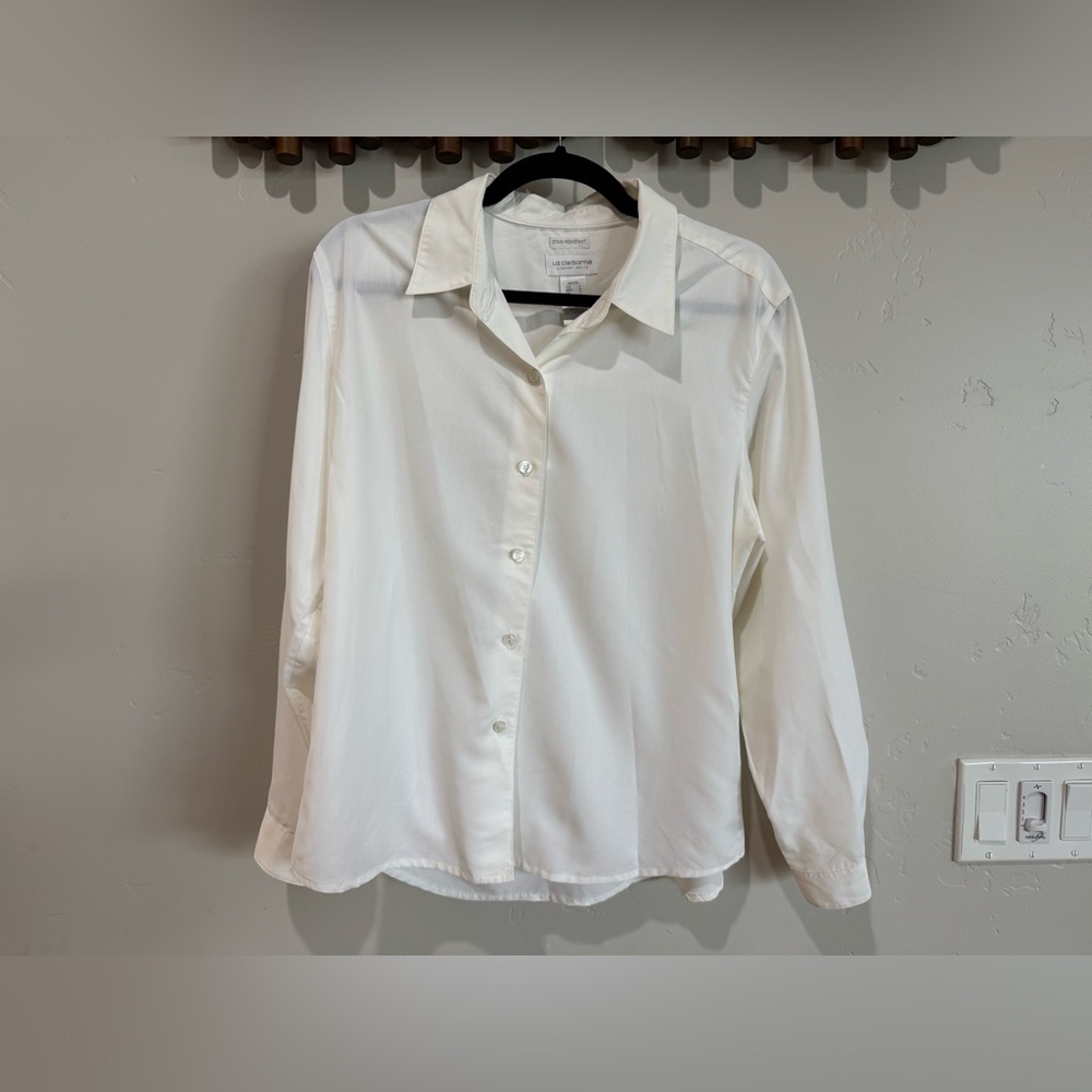 Liz Claiborne stain resistant long sleeve button down white size petite large PL